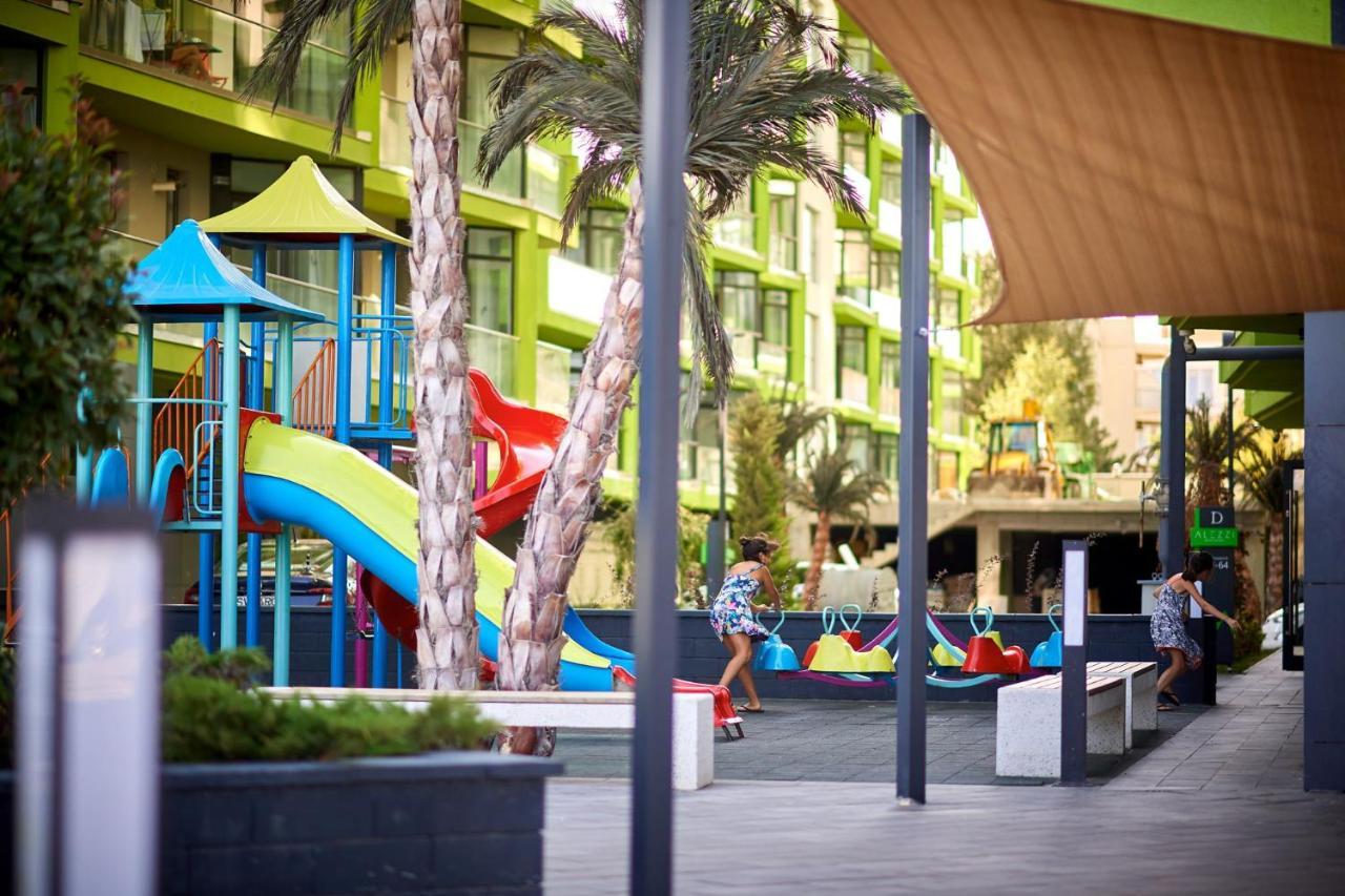 Royale Sundance Studio 7 Beach Spa & Pool Mamaia Nord Exterior foto